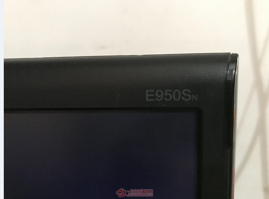E950SN 2.JPG