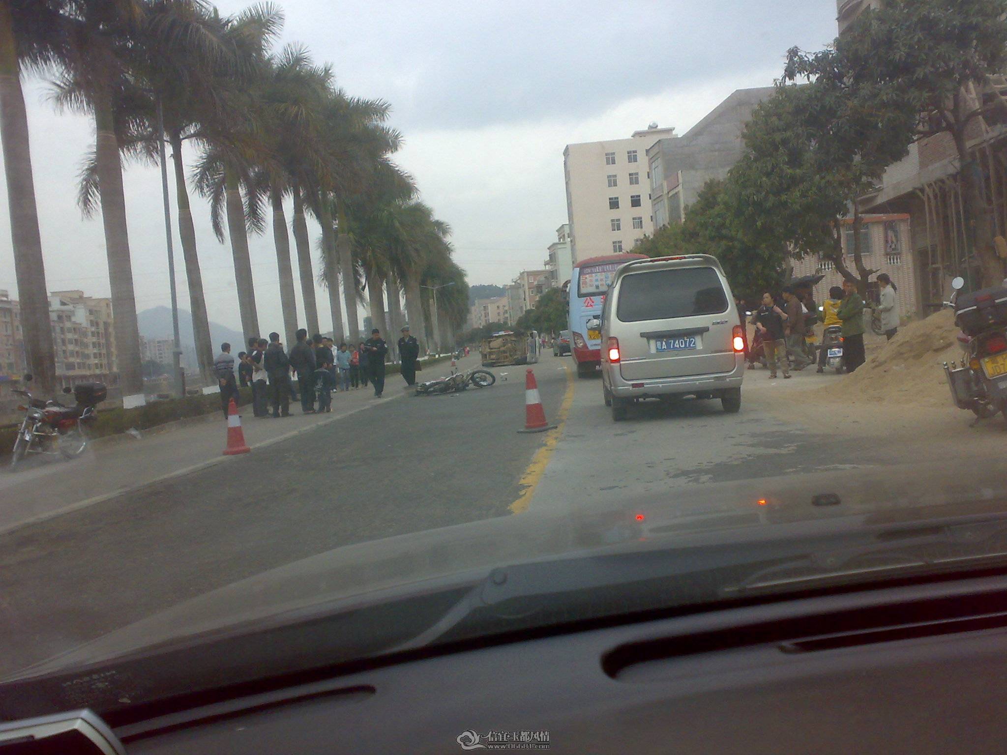 201102082301.jpg