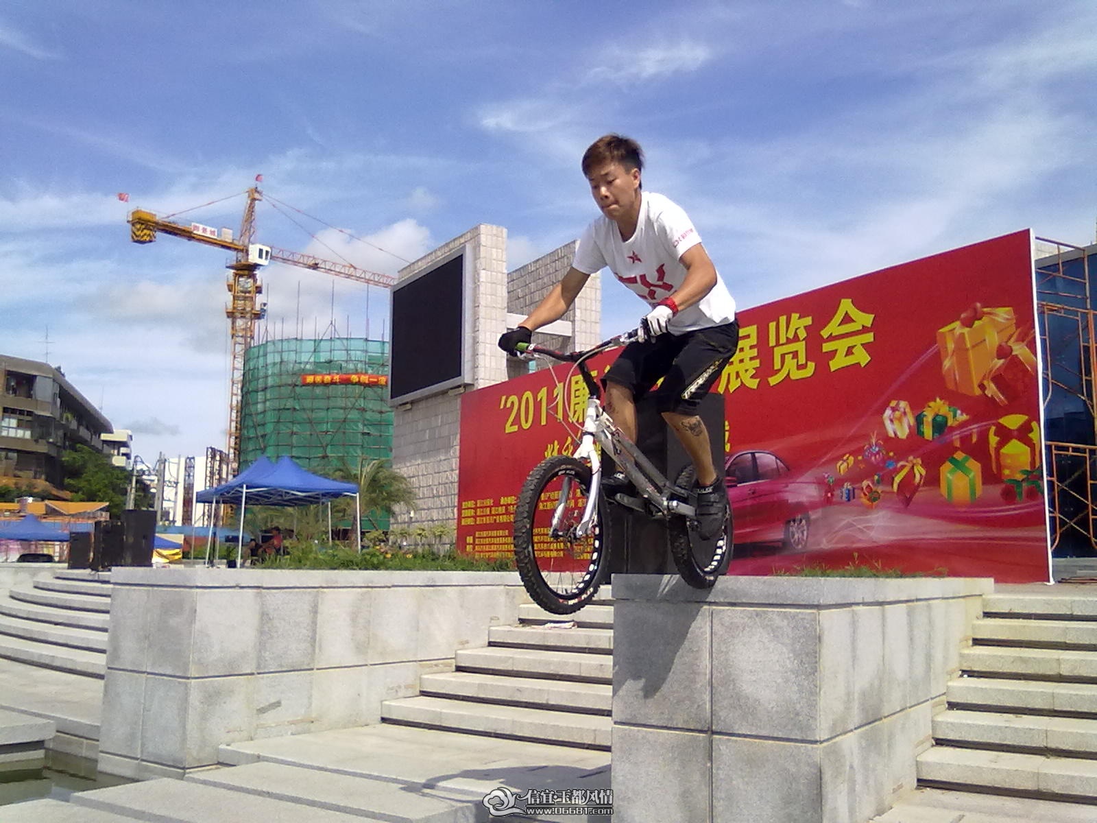 20110618396.jpg