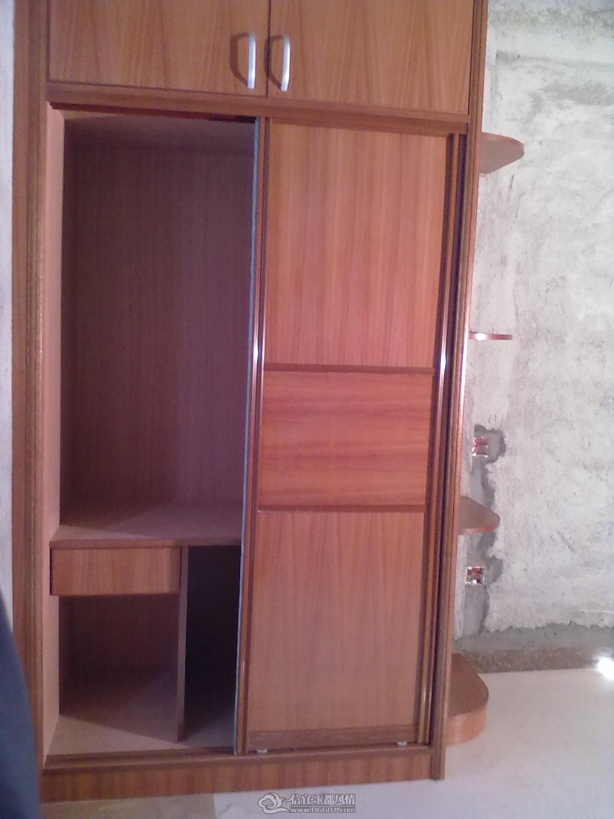 20120106371.jpg