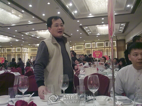 201202123793.jpg