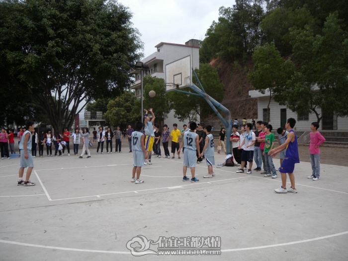 321BasketballMatch 012_001.jpg