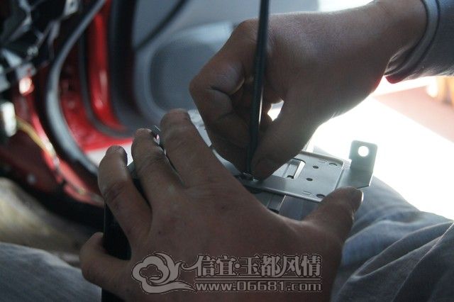 ���ԽǶ���һ�����鷳�����飬Ҫ���װ�ϡ����µ���������