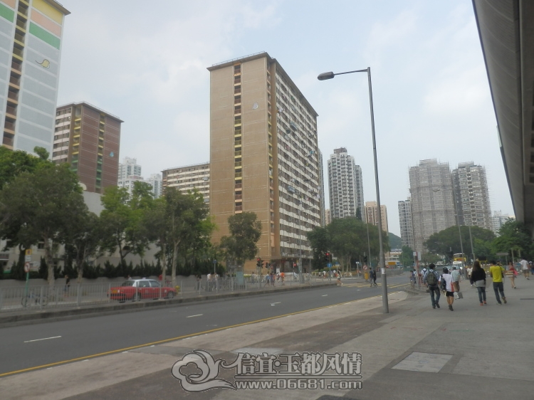 2012101405.jpg
