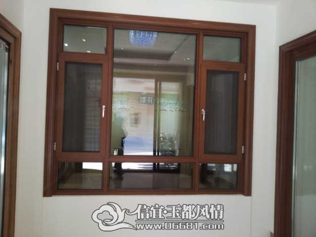 2IDIS}M330XUGBMG63Q6UWN.jpg