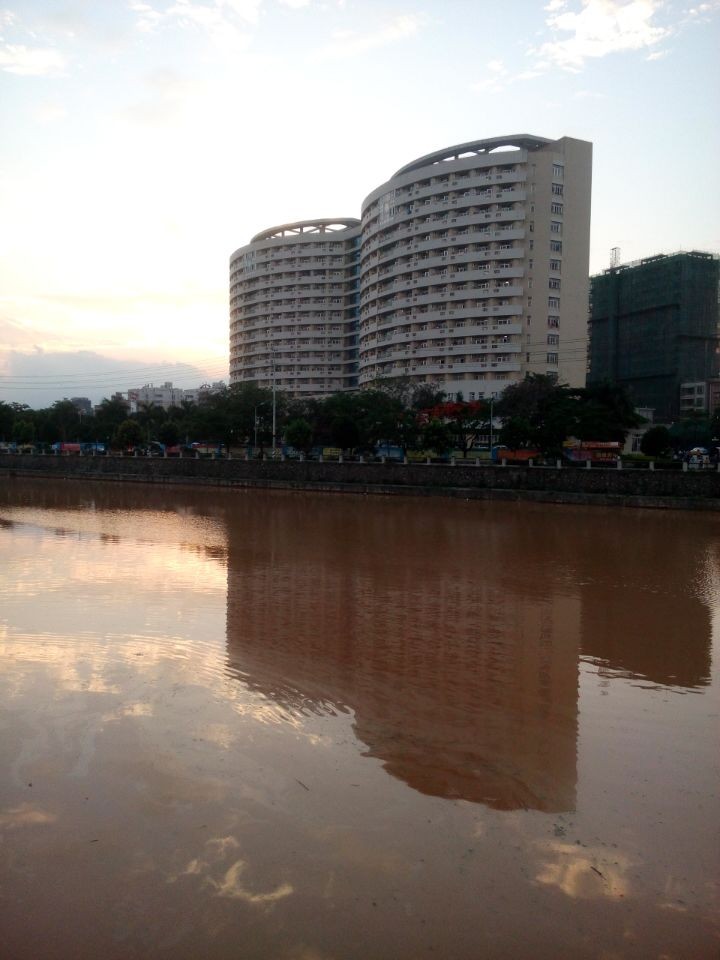 QQͼƬ20140519202936.jpg