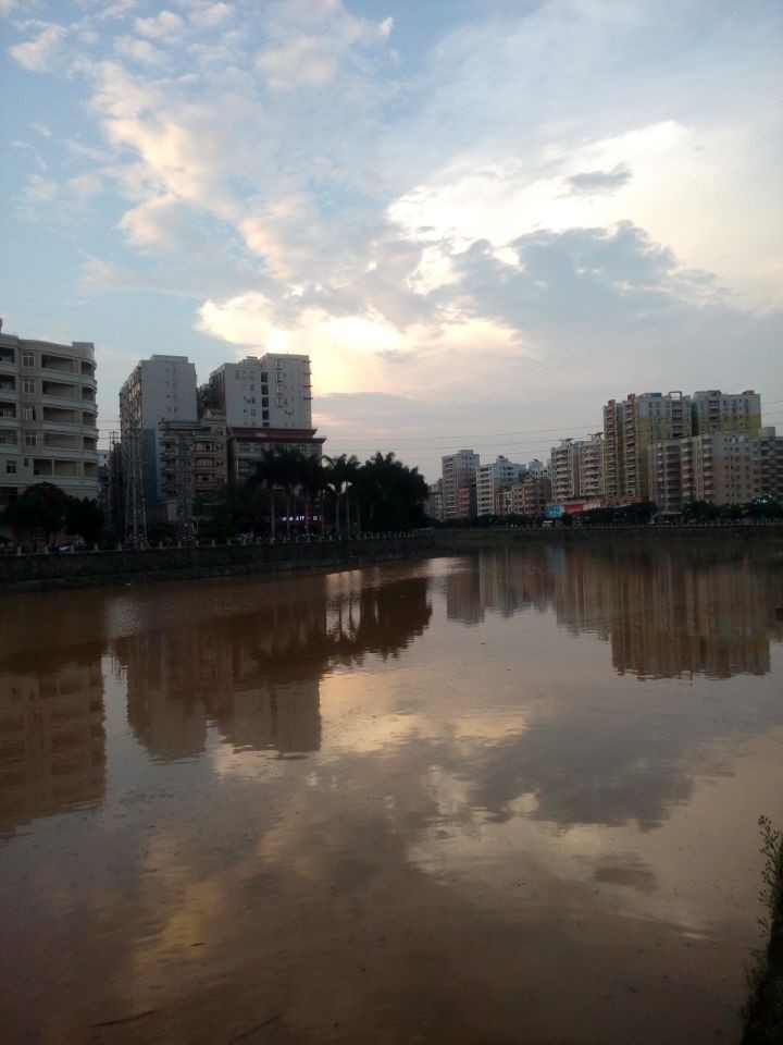 QQͼƬ20140519203011.jpg
