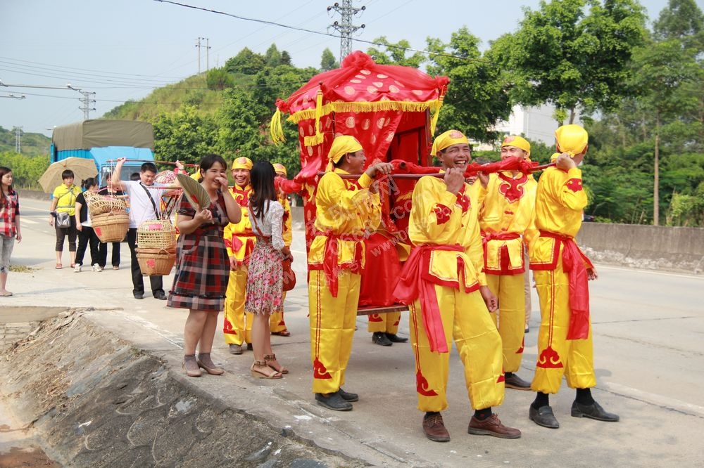 信宜思万婚纱_信宜人民公园商铺(2)