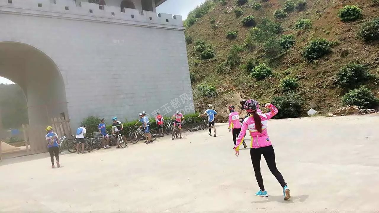 05.jpg