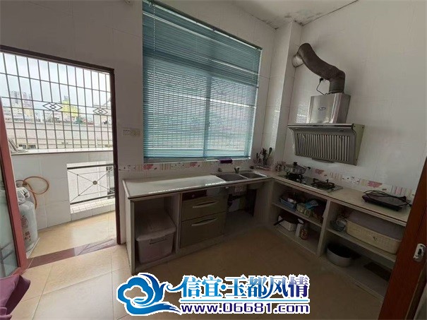 e0b93afd2b02894ae8bf889ae288339d.jpg