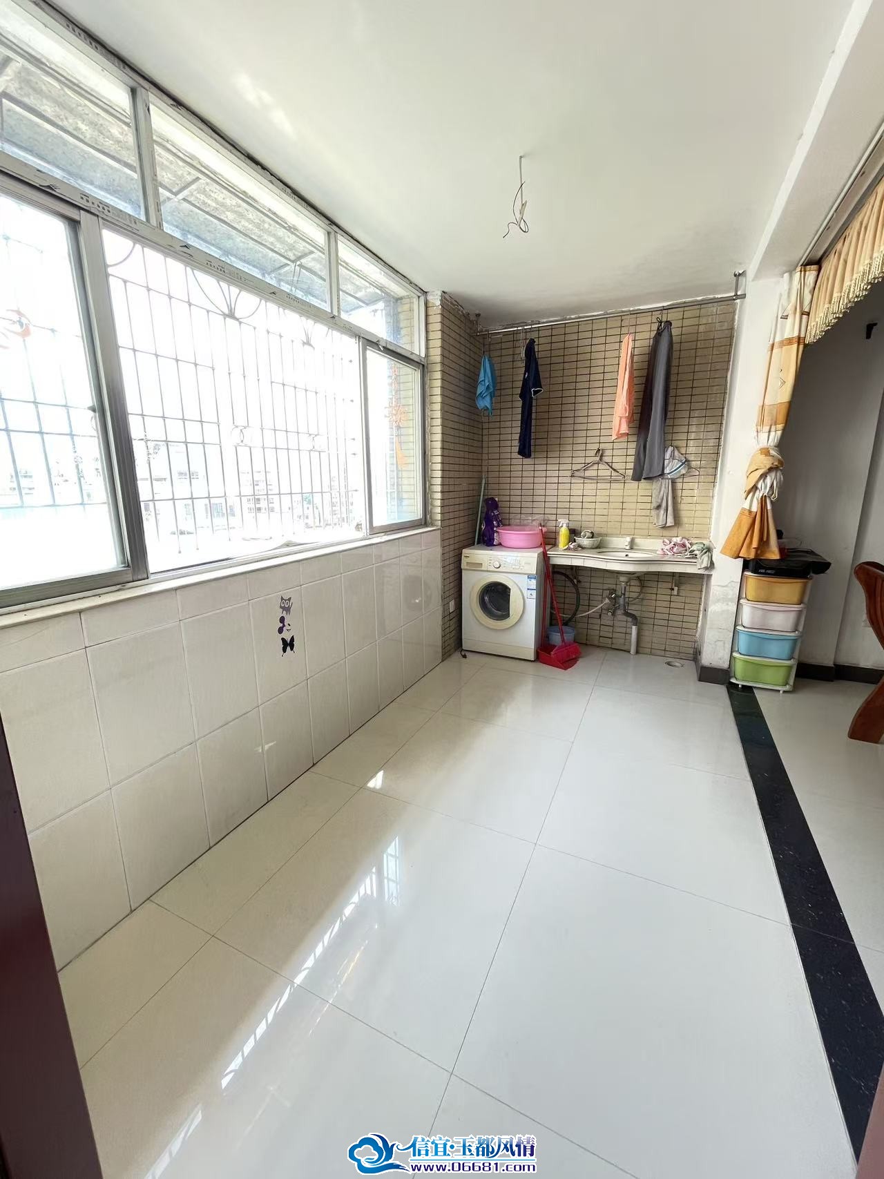e0a5506289ef45cb8bf8eea8c0f68aa1.jpg